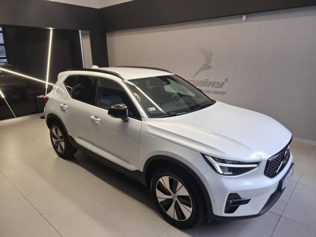Volvo XC40 2.0 [B4] Mhev Plus Dark DCT Kszletk...
